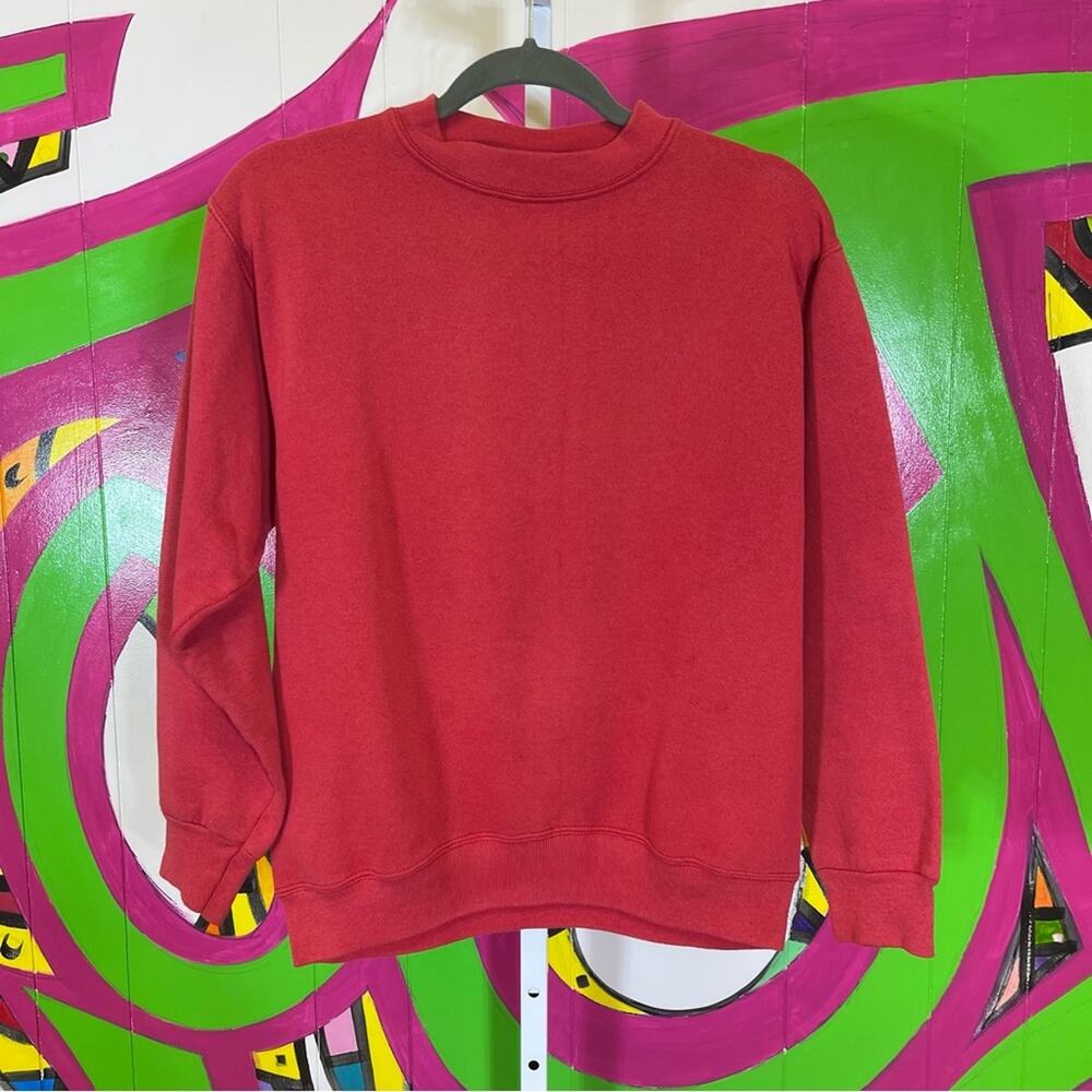 Vintage Red Crewneck Sweatshirt. Similar to a size Small. Good used condition!